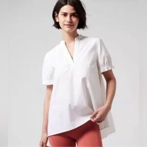 Athleta Levitate Poplin Tee Size Small